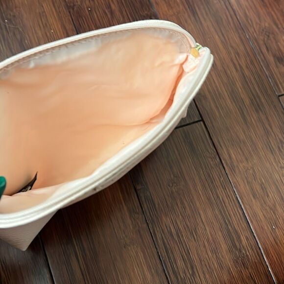 Creme Colored Tahari Cosmetic Bag - Small Makeup Zipper Pouch - NEW - Never Used - Picture 2 of 4